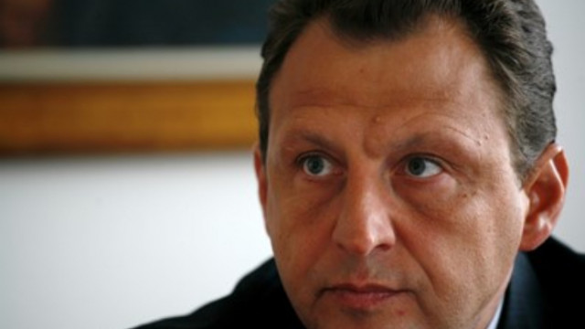 Това е част от очерк за бившите шефове на българските