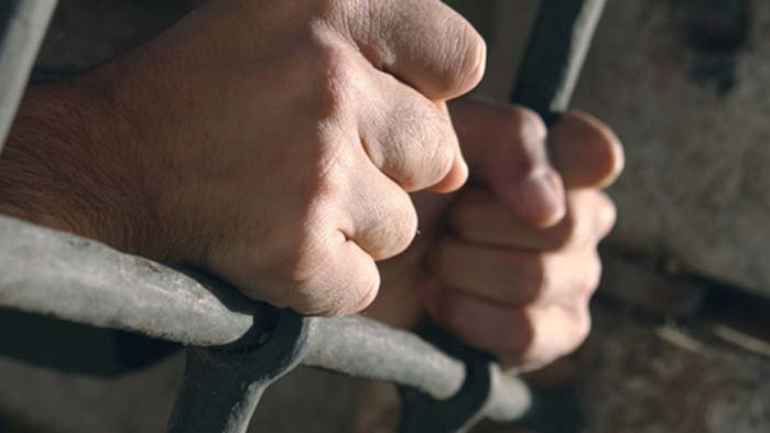 44-годишен рецидивист е задържан за порнографски материали с 15-годишно момиче