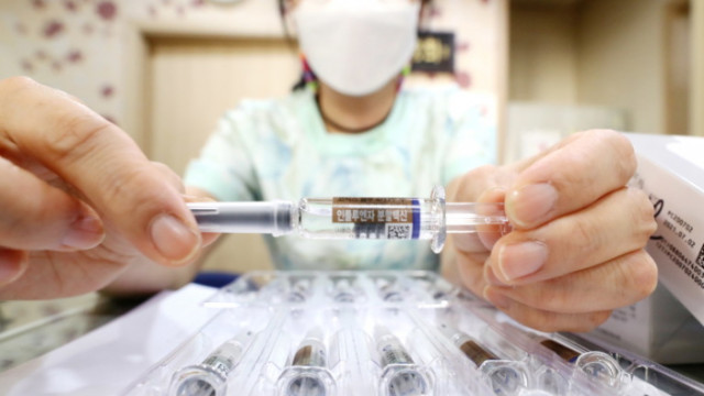 Южна Корея спира за седмица ваксинацията срещу коронавирус на хората