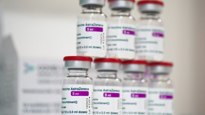 България дарява на Бутан над 172 хиляди дози от ваксината на „Астра Зенека“