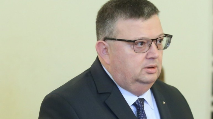 Служители на Комисията за противодействие на корупцията и за отнемане