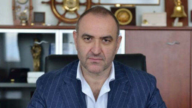 Министърът на транспорта информационните технологии и съобщенията Георги Тодоров освободи