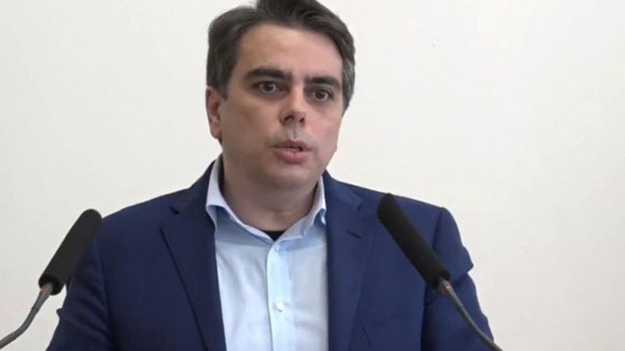Асен Василев: Обявените намерения на ИТН за намаляване на данъците са неизпълними
