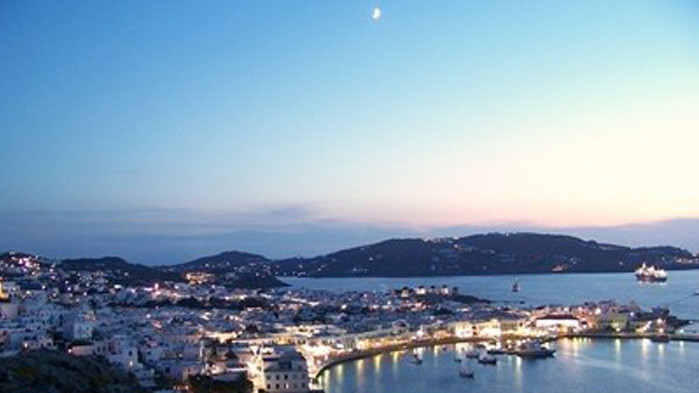 Гърция наложи днес полицейски час от 01.00 до 06.00 часа