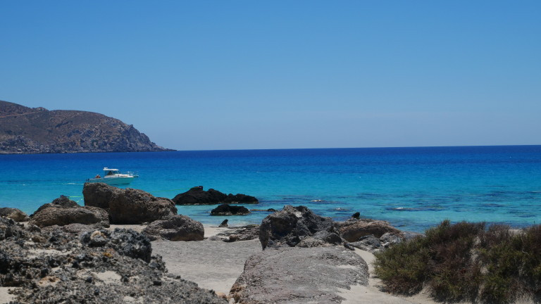 Плажовете ни - препълнени, българите предпочитали Гърция за почивка