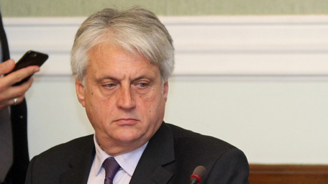 Служебният министър на вътрешните работи Бойко Рашков да се яви