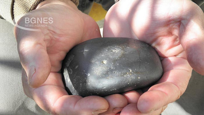В Англия откриха метеорит, по-стар от Земята