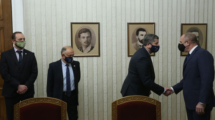 ДБ обеща на Радев: От наша страна темата за персоните няма да стои