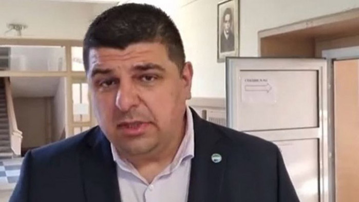 Бъдещият редовен кабинет да получи 100 дни, за да покаже