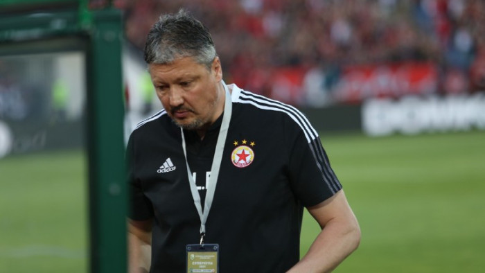 Решението за уволнението на Любо Пенев от поста му в