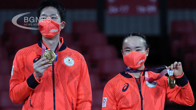 Японската смесена двойка Юн Мидзутани и Мима Ито спечели първото