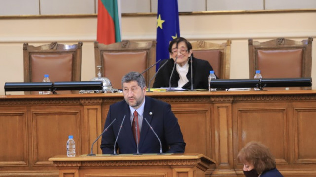 Съпредседателят на Демократична България Христо Иванов излезе с изненадваща декларация