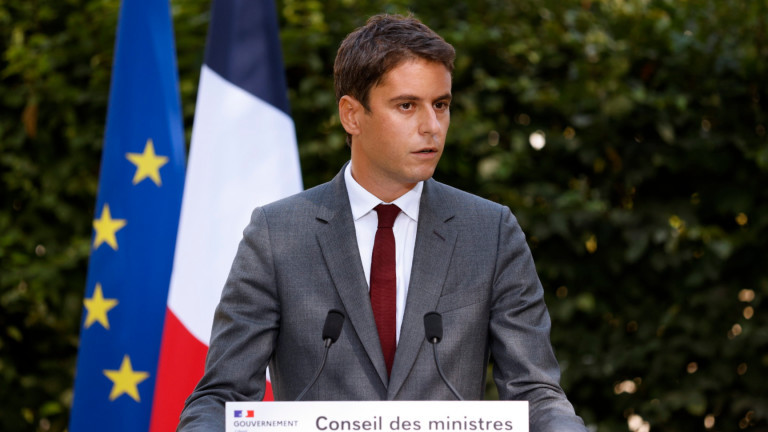 Франция обяви почти всичките си департаменти за червена Covid зона