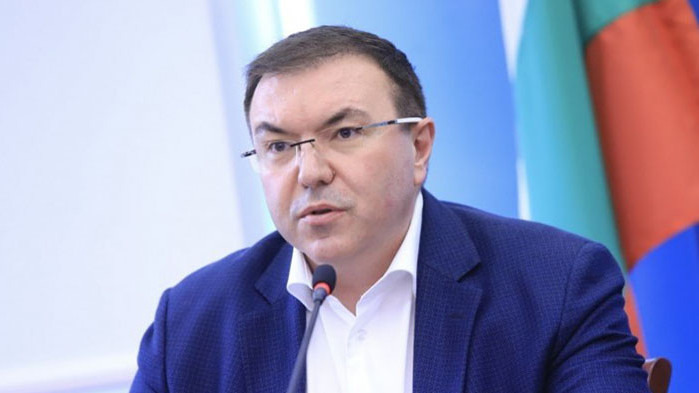 Проф. Ангелов: Стойчо Кацаров е нищо повече от един търговец на здраве
