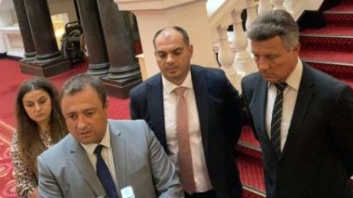 Партията на Трифонов и БСП без разминавания за външната и вътрешната политика на страната