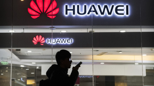 И Великобритания отрязва Huawei от 5G мрежата си