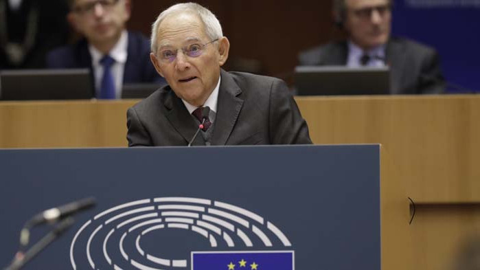Волфганг Шойбле: ЕС трябва да стане от паричен в икономически съюз