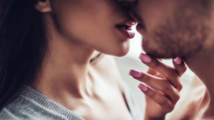 16 причини (най-малко) за да се целувате