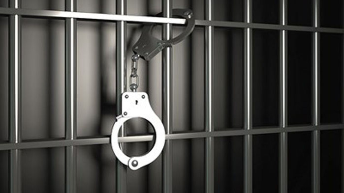 Осъдиха мъж във Варна на 8 години затвор за грабеж и блудство