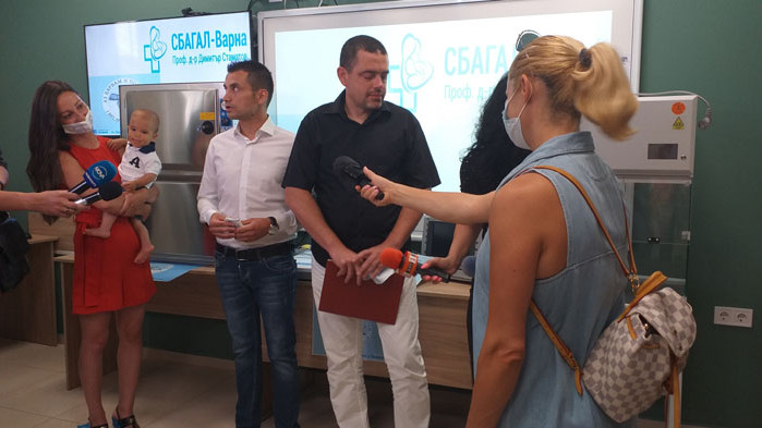 С капачки осигуриха за пореден път специализирана апаратура за АГ - болницата във Варна