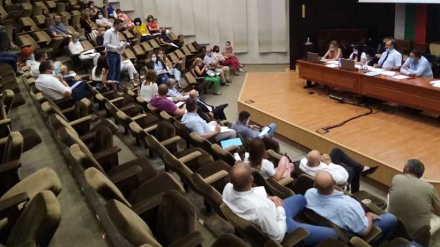 40% по-ниски такси за тротоарно право във Варна, предлагат от комисия "Финанси и бюджет"