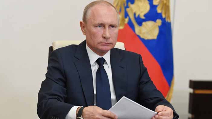 Путин: В общуването с партньорите не трябва да изглеждаме като смахнати