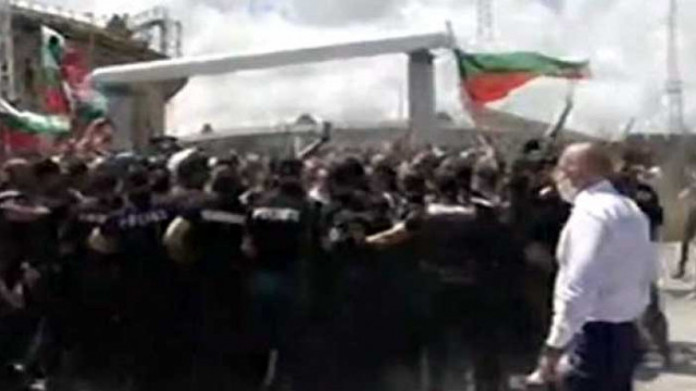 Размирици край Росенец, Христо Иванов и хората му щурмуваха полицейския кордон