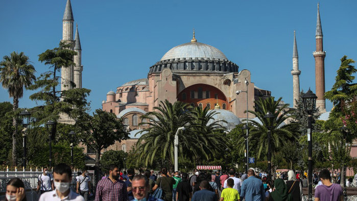 Русия отсече: "Св. София" като джамия си е работа на Турция, никой да не се намесва