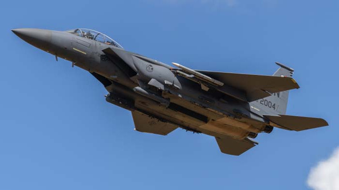 Пентагонът поръча първите изтребители F-15EX за хиперзвуково оръжие