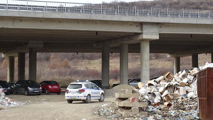 Прокуратурата подхвана кмета на Дупница заради боклуците край АМ "Струма"