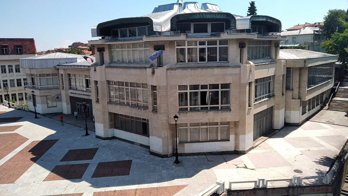 Повече от 4 200 читатели са посетили Градската библиотека в Асеновград