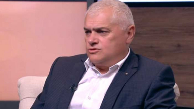 Валентин Радев: Правителството се опитва да каже защо е добре да се чакат изборите