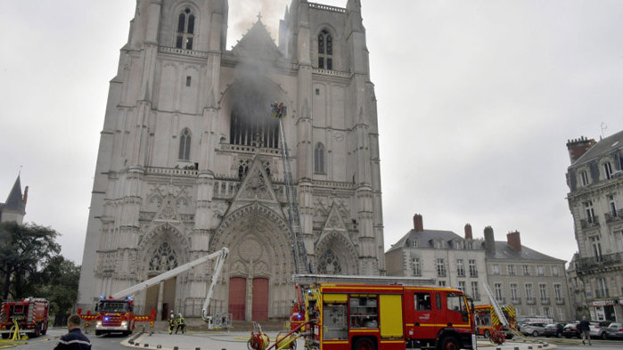 39-годишен мъж призна, че е запалил катедралата в Нант