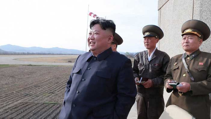 Ким Чен Ун: Ядреното оръжие гарантира мирно съществуване и национална безопасност