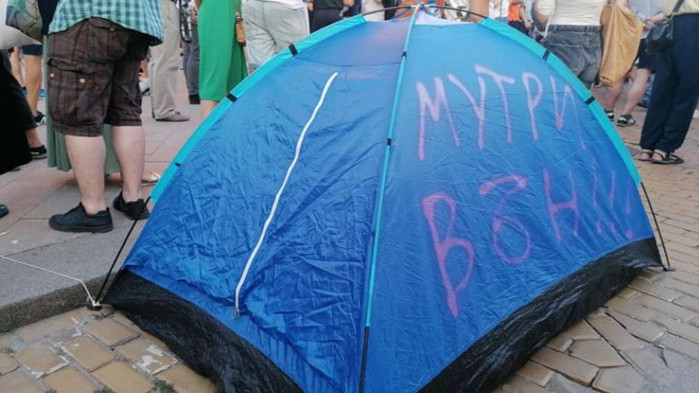 Палатки са блокирали трафика, СДВР предупреждава, че е възможна саморазправа на шофьори