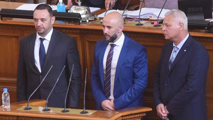 Парламентът гласува трима нови членове на КЕВР