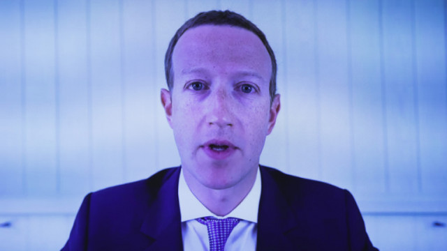 Facebook, iOS 14 и защо социалната мрежа възропта срещу новата операционна система