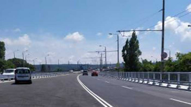 Жена е с опасност за живота, блъсната е на Аспарухов мост