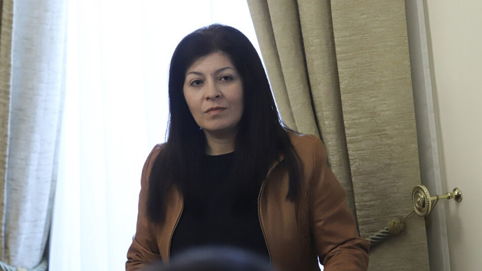 Севделина Арнаудова напуска Министерския съвет