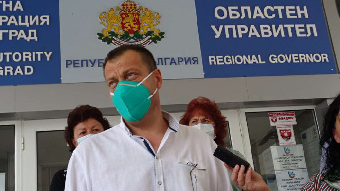 Лекарите в болниците с COVID-19 в Благоевград са на предела на силите си