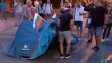 Протестиращите пак опънаха палатките на кръстовището пред сградата на община Варна