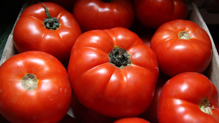 Изберете краставиците пред доматите за по-добра кожа