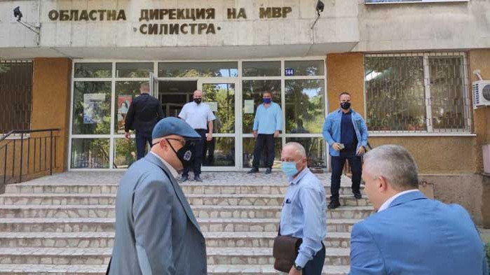 Гешев: Разкрити са двете убийства на територията на апелативен район Варна