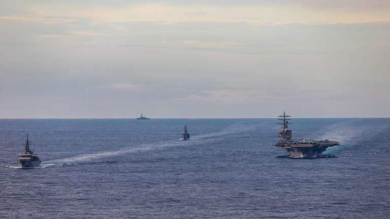 Китайската армия инструктирана да не атакува първа САЩ в Южнокитайско море