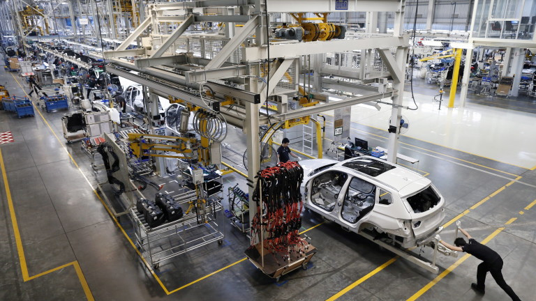 Въпреки възстановяването: Бъдещето на автомобилните производители остава мрачно