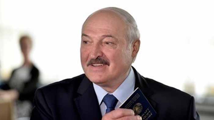 Беларус прехвърля войски към границите с Полша и с Литва