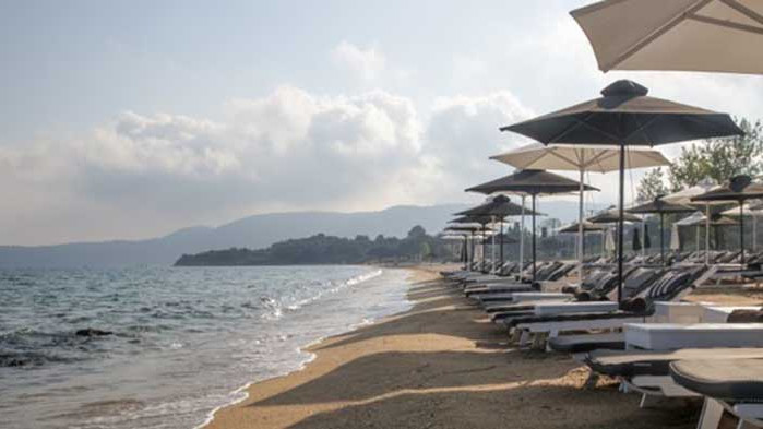 Български хотелиери искат намаляване на концесионните такси на плажовете и за следващия летен сезон